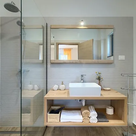 My Hana Ferienhaus Pula