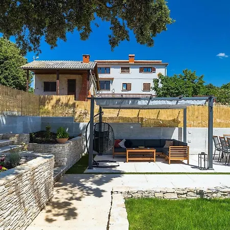 My Hana Ferienhaus Pula